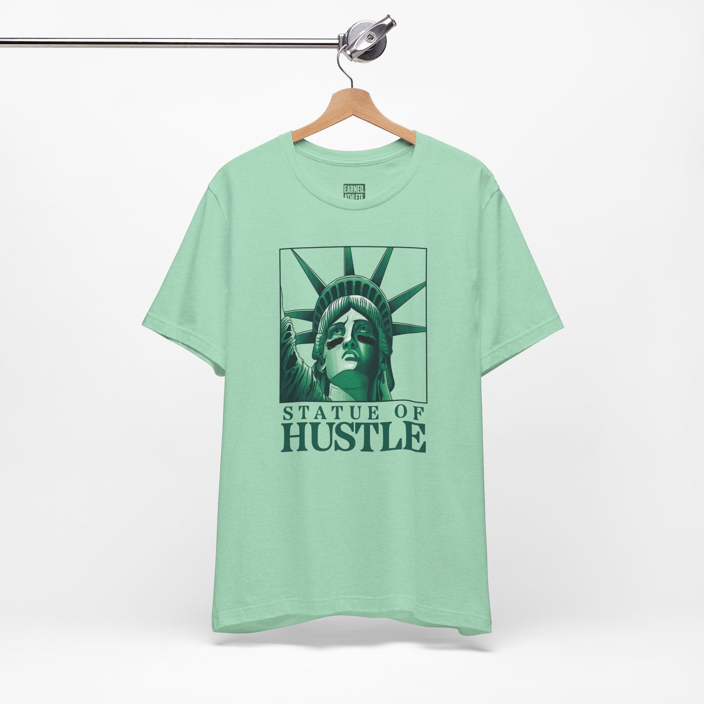 STATUE OF HUSTLE Tee