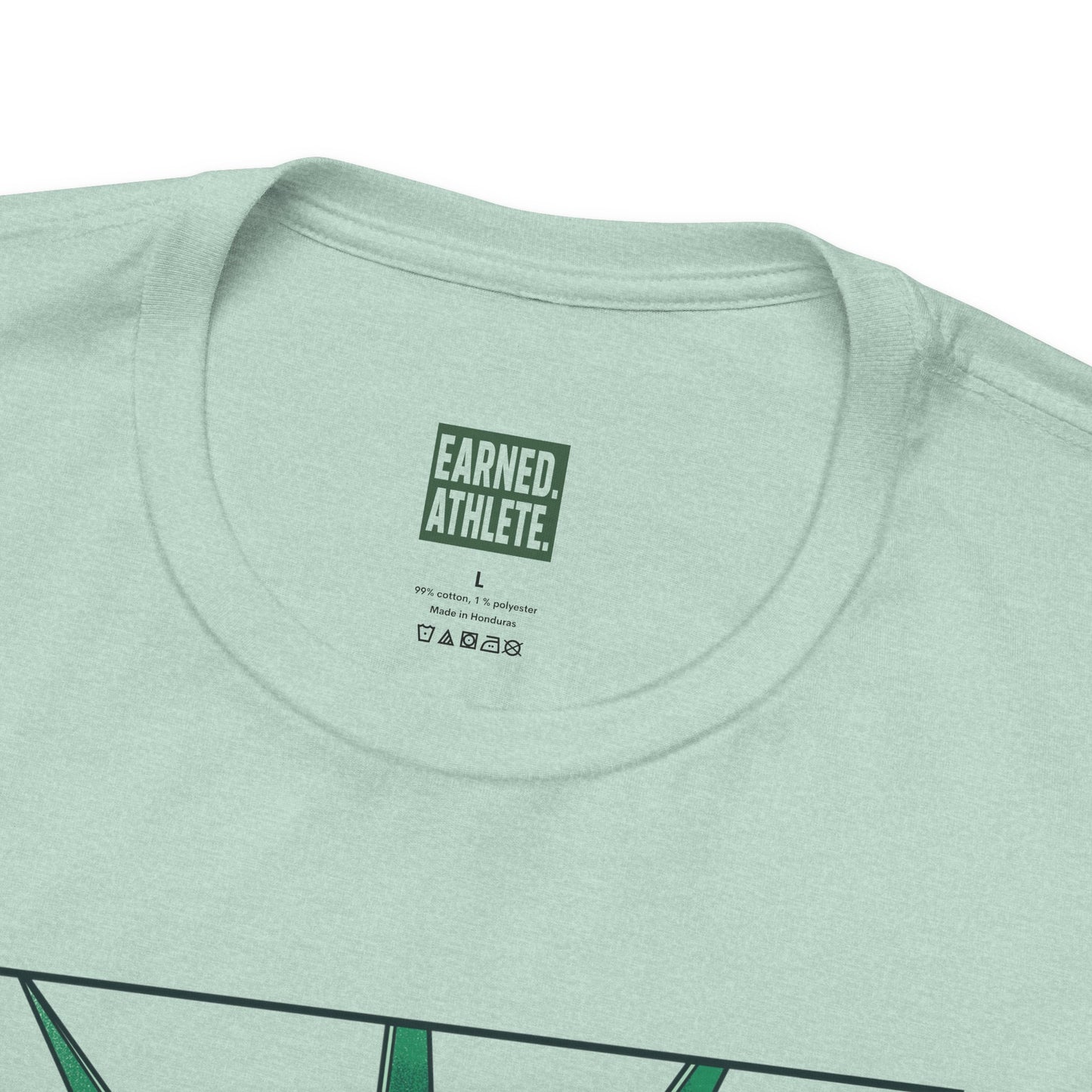 STATUE OF HUSTLE Tee