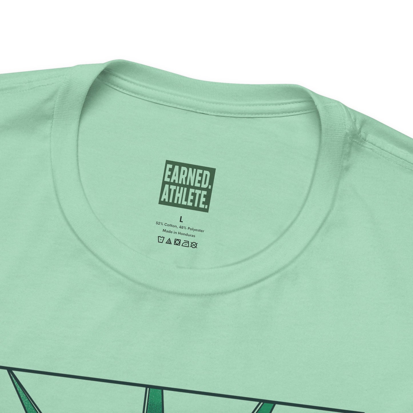 STATUE OF HUSTLE Tee
