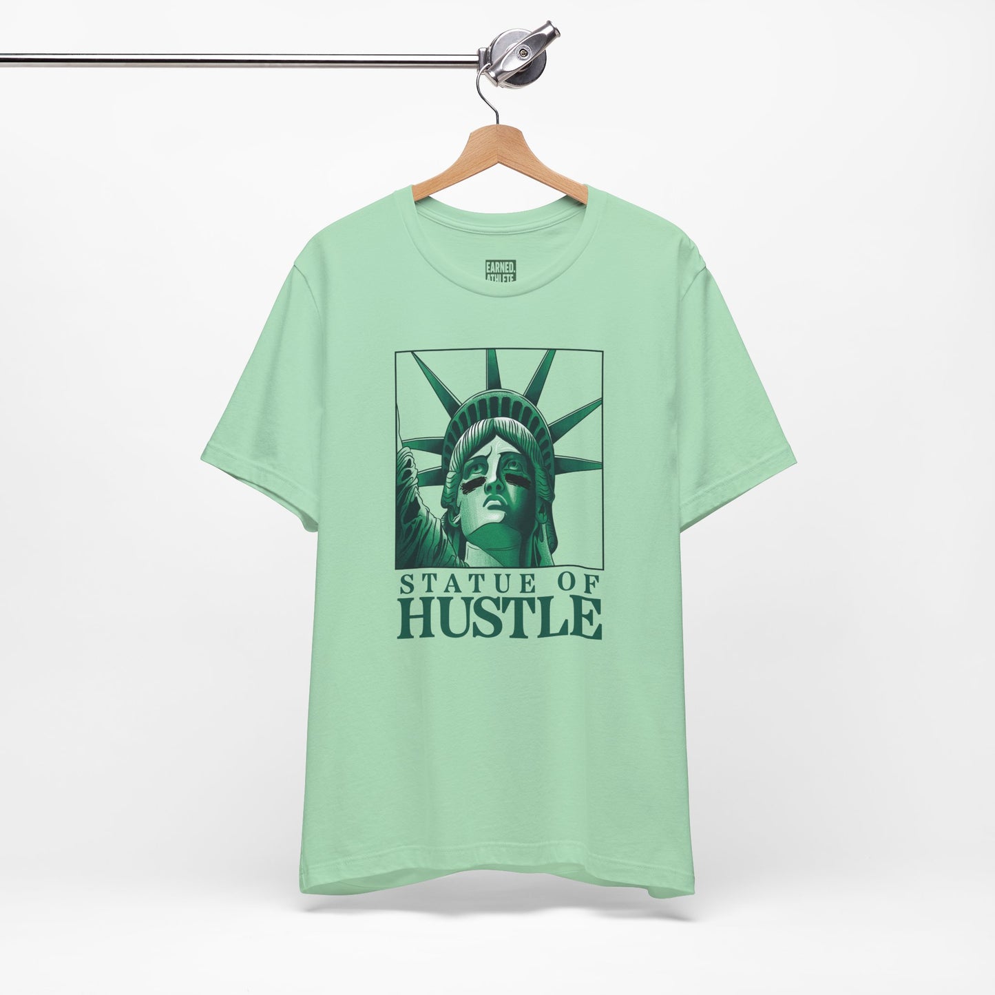 STATUE OF HUSTLE Tee